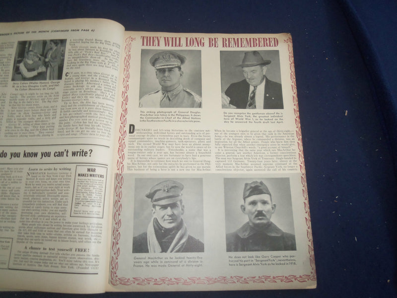 1942 AUGUST REDBOOK MAGAZINE - UNITED WE STAND - AMERICAN FLAG - SP 4796X