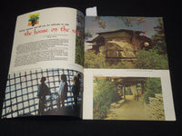 1971 THE HOUSE ON THE ROCK BOOKLET - SOFTCOVER - GREAT PHOTOS - K 2149