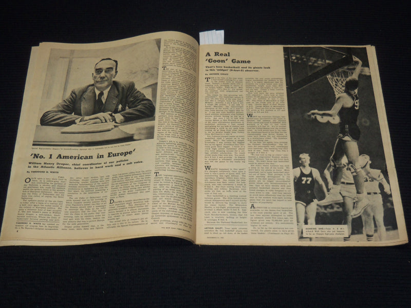 1952 DECEMBER 21 NEW YORK TIMES SUNDAY MAGAZINE SECTION - NATIVITY - NP 8939