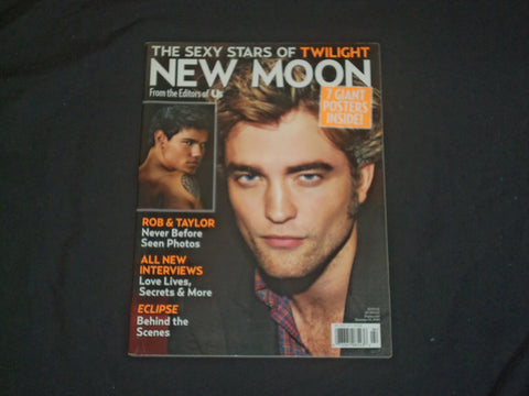 2009 SEXY STARS OF TWILIGHT NEW MOON MAGAZINE - ROBERT PATTINSON COVER - B 995