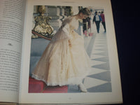 1993 THE WEDDING DRESS BOOK BY MARIA MCBRIDE-MELLINGER - GREAT PHOTOS - KD 2736
