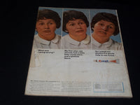 1965 JANUARY MCCALL'S MAGAZINE - TOP MODELS HAIRDOS FRONT COVER - E 1208