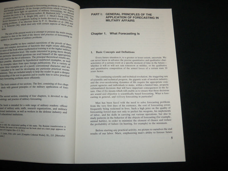 1975 FORECASTING IN MILITARY AFFAIRS A SOVIET VIEW SOFTCOVER BOOK - KD 6837