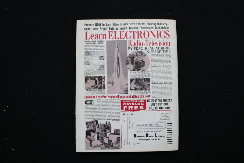 1962 FEB MAN'S WORLD MAGAZINE - GREATEST RESCYE PHOTOS COVER - E 10668