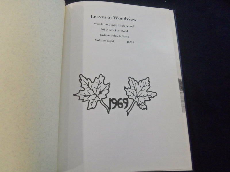 1969 LEAVES OF WOODVIEW WOODVIEW JUNIOR H.S. YEARBOOK -INDIANAPOLIS, IN- YB 2667