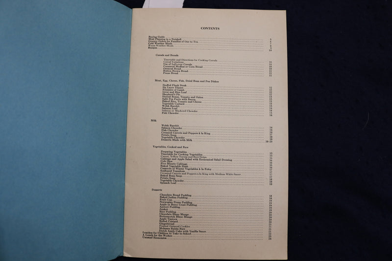 1942 MASS. DEPT OF HEALTH SERVING MEALS AT LOW COST SOFTCOVER BOOK - K 1355