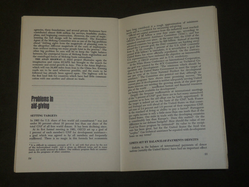 1916 FOREIGN AID AT THE CROSSROADS LEAGUE OF WOMEN VOTERS BOOK - J 3616