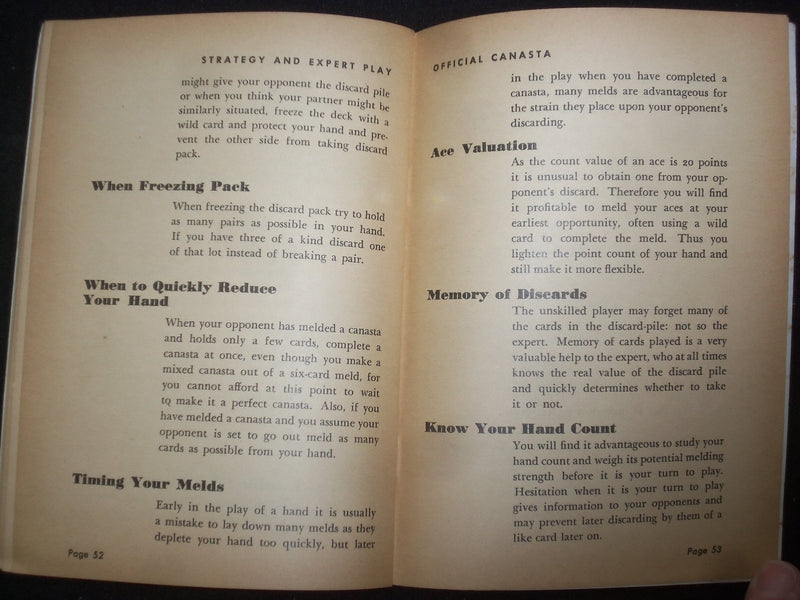 1949 OFFICIAL CANASTA STRATEGY & EXPERT PLAY MAGAZINE BY M.A. GOLDSMITH - J 9957