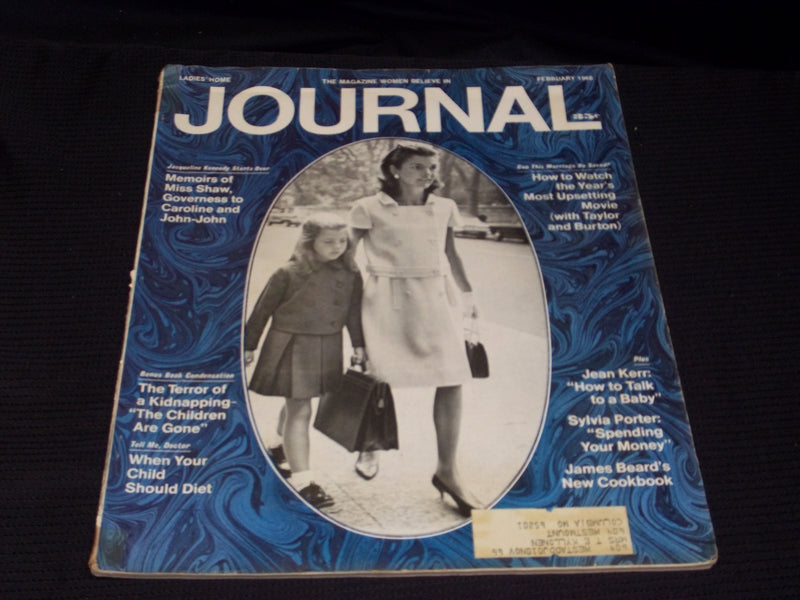 1966 FEBRUARY LADIES' HOME JOURNAL MAGAZINE - JACKIE & CAROLINE KENNEDY - E 4438