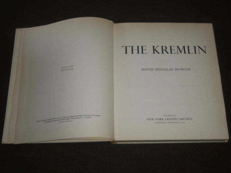 1960 THE KREMLIN BOOK BY DAVID DOUGLAS DUNCAN - NICE PLATES - I 455