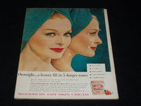 1960 MARCH MOTION PICTURE MAGAZINE - ELIZABETH TAYLOR FRONT COVER - E 3919