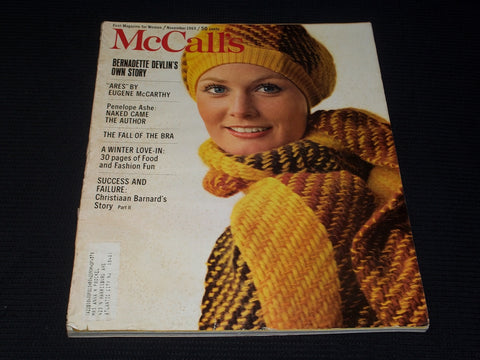 1969 NOVEMBER MCCALL'S MAGAZINE - VERY NICE FRONT COVER - E 4494
