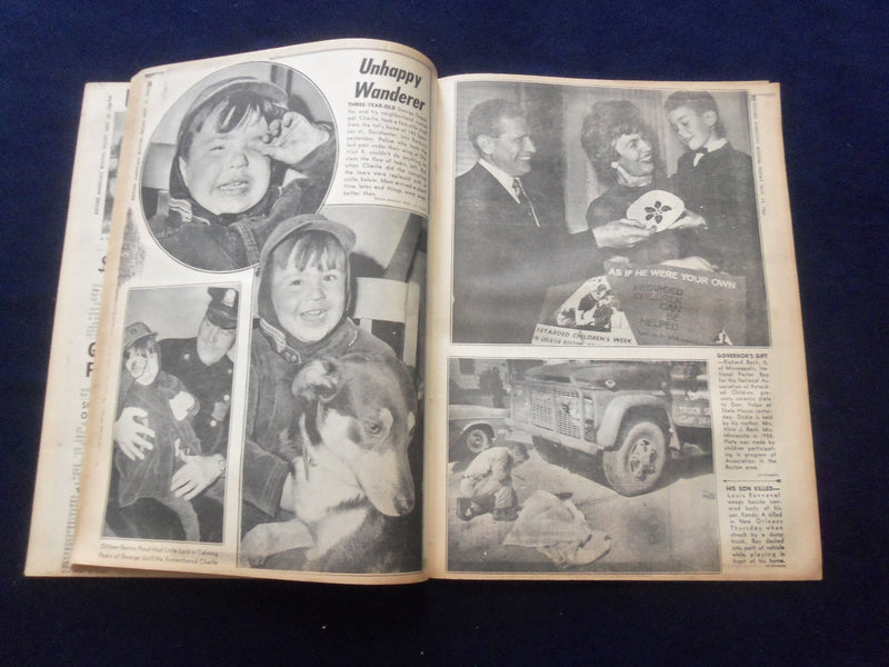 1965 NOV 19 BOSTON RECORD AMERICAN NEWSPAPER-VIET SNAFU COSTS GI LOSSES -NP 6306
