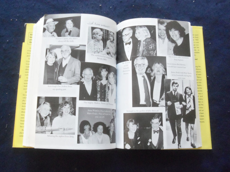 2000 NATURAL BLONDE - A MEMOIR - HARDCOVER BOOK BY LIZ SMITH - KD 8237
