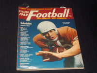 1968 STREET & SMITH'S COLLEGE FOOTBALL YEARBOOK MAGAZINE - GILBERT - E 3164