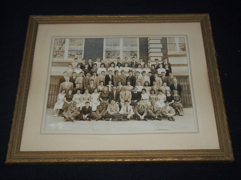 1959 14TH AVENUE CLASS FRAMED PHOTO - 18 1/2