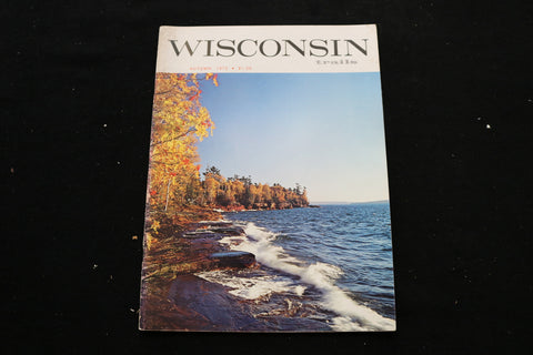 1972 AUTUMN WISCONSIN TRAILS MAGAZINE - WATER AND TREES COVER - E 9865