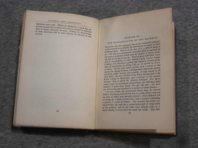 1926 ALCOHOL AND LONGEVITY BY RAYMOND PEARL - KD 2758G