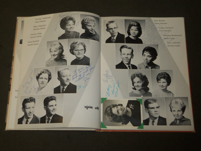 1962 THE RED HAT NEWMAN HIGH SCHOOL YEARBOOK - WAUSAU WISCONSIN - YB 1575