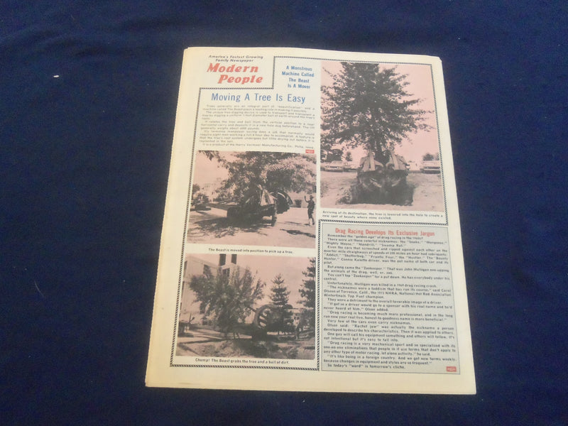 1973 APRIL 15 MODERN PEOPLE NEWSPAPER - TOP SECRET UFO FACTS - NP 5675