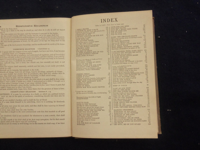 1914 SUNDAY SCHOOL MELODIES HARDCOVER BOOK BY I. MEREDITH & G. TULLAR - KD 8226