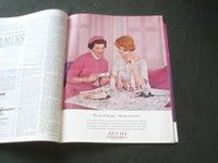 1962 MAY MCCALL'S MAGAZINE - JACQUELINE KENNEDY & CHILDREN - F 505