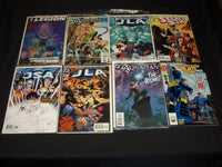 2000'S ASSORTED DC COMIC BOOK LOT OF 33 DIFFERENT ISSUES VF TO NM - LOT #4