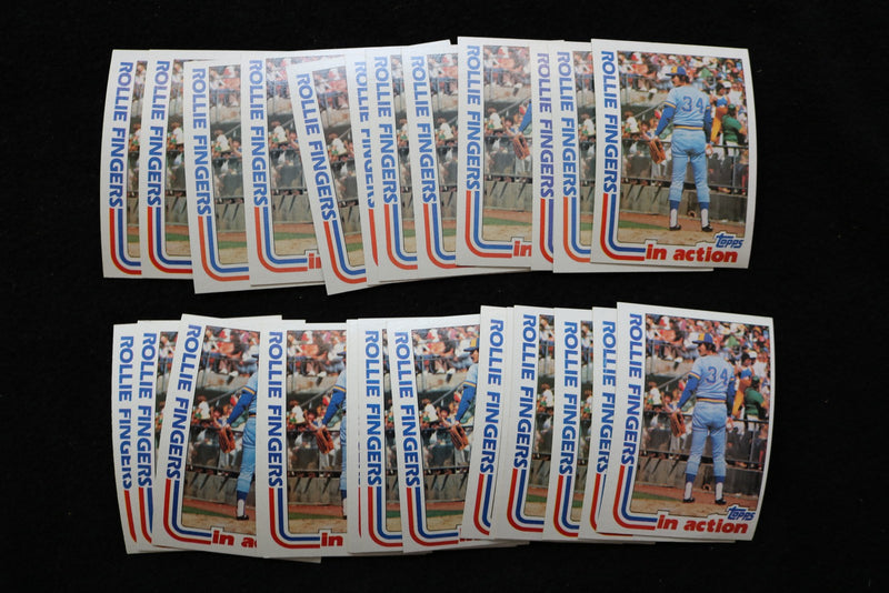 ROLLIE FINGERS IN ACTION 1982 TOPPS BASEBALL CARDS-#586 - NM-MT-LOT OF 27 - #130