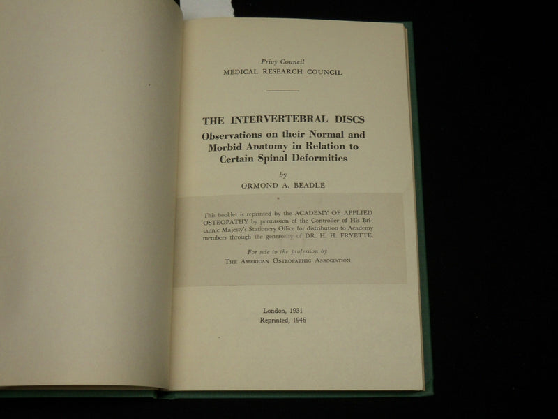 1946 THE INTERVERTEBRAL DISCS HARDCOVER BOOK BY ORMOND A. BEADLE - KD 6457