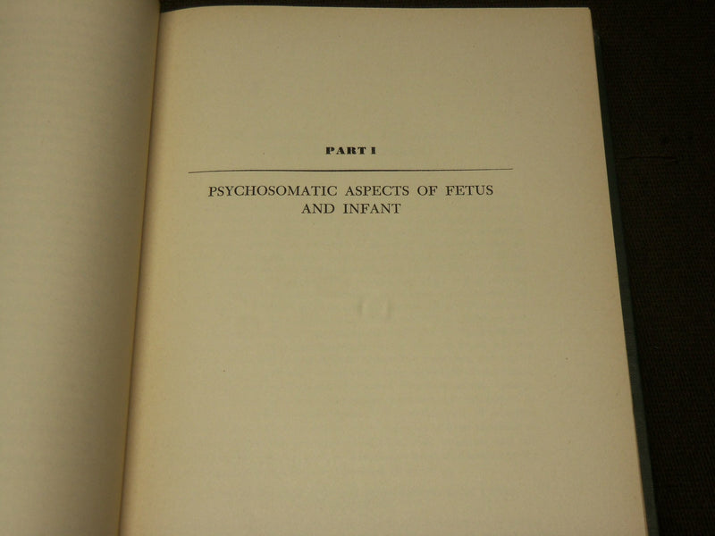 1951 PSYCHOSOMATIC GYNECOLOGY BOOK BY WILLIAM KROGER & FREED - KD 6109