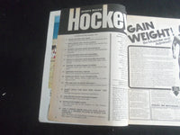 1973 DECEMBER SPORTS REVIEW SERIES HOCKEY MAGAZINE - BOBBY HULL COVER - B 6235Q