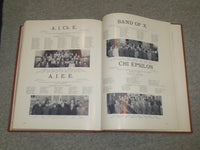 1943 THE UNIVERSITY OF ILLINOIS YEARBOOK - CHAMPAIGN-URBANA, ILLINOIS - YB 2057