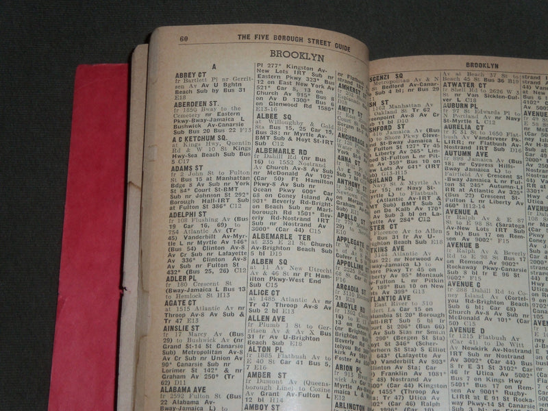 1955 5 BOROUGH STREET GUIDE OF NEW YORK - SOFTCOVER - J 2515