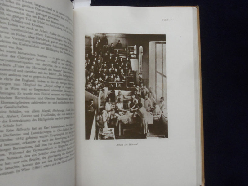 1944 DAS MEDIZINISCHE WIEN HARDCOVER BOOK- LEOPOLD SCHONBAUER - GERMAN - KD 9006