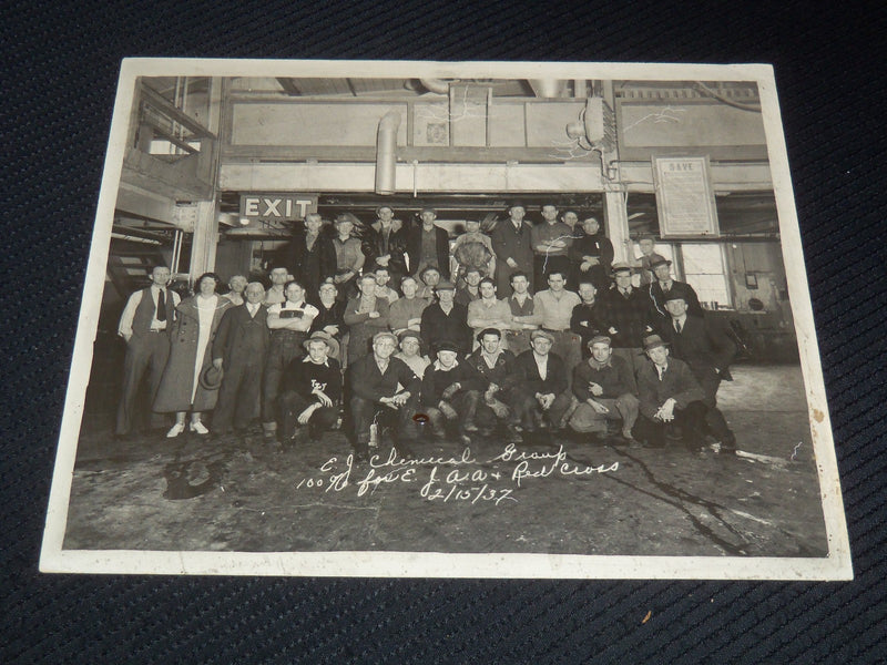 1937 E. J. CHEMICAL GROUP PHOTO - 8x10 - #26