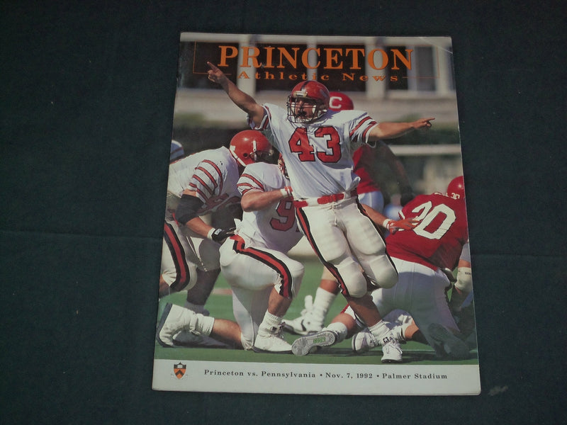 1992 NOVEMBER 7 PRINCETON VS. PENNSYLVANIA FOOTBALL PROGRAM - J 3742