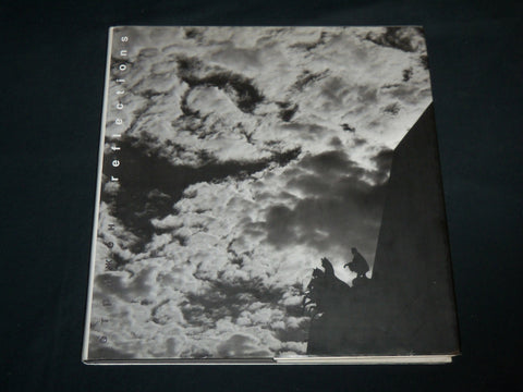 2002 REFLECTIONS MOSCOW IN PHOTOGRAPHS HARDCOVER BOOK -RUSSIAN & ENGLISH- R 704J