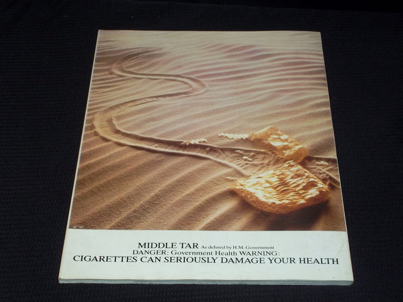 1984 JANUARY HARPERS & QUEEN MAGAZINE - NICE FASHION FRONT COVER - E 5605