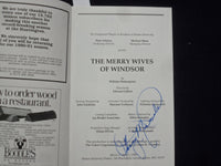 1990 THE MERRY WIVES OF WINDSOR PROGRAM -LOT OF 2- TAMMY MCDONALD+2 SIGS- J 9708