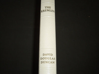 1960 THE KREMLIN BOOK BY DAVID DOUGLAS DUNCAN - NICE PLATES - I 455