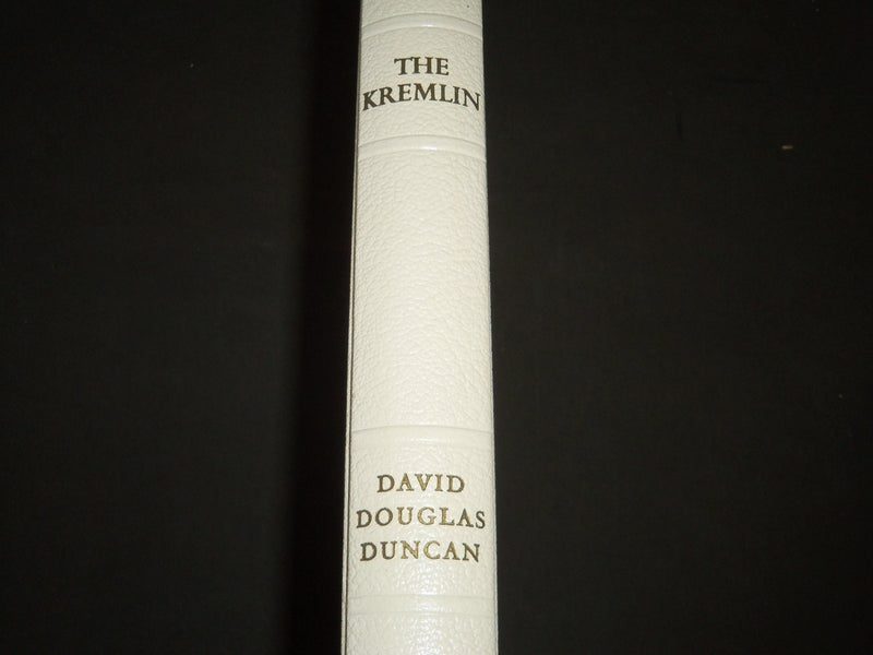1960 THE KREMLIN BOOK BY DAVID DOUGLAS DUNCAN - NICE PLATES - I 455