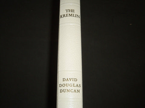 1960 THE KREMLIN BOOK BY DAVID DOUGLAS DUNCAN - NICE PLATES - I 455