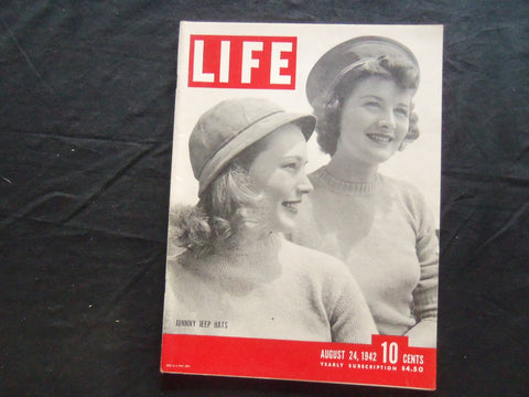 1942 AUGUST 24 LIFE MAGAZINE - JOHNNY JEEP HATS - L 301