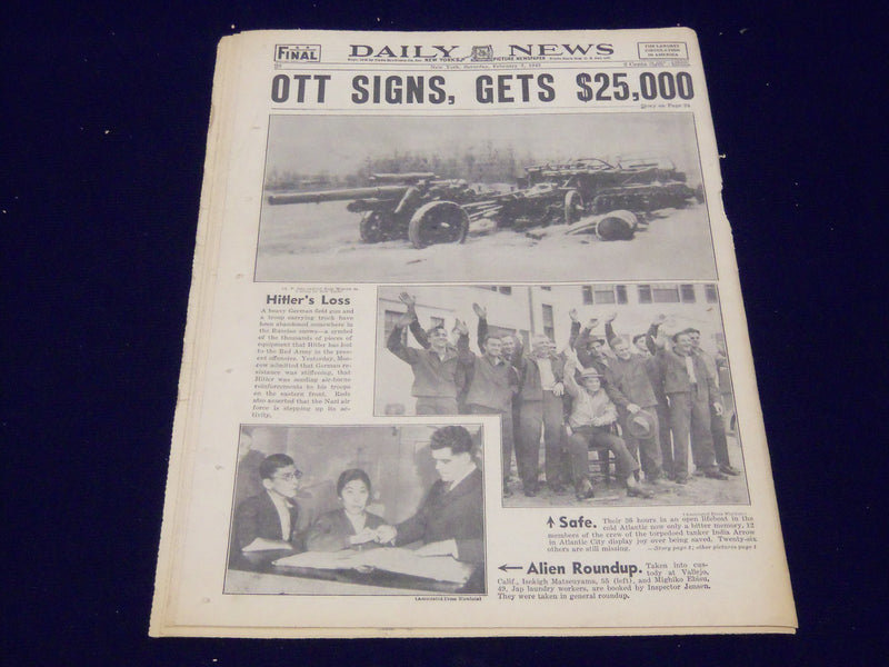 1942 FEBRUARY 7 NEW YORK DAILY NEWS - SUB GETS 17TH SHIP: 26 LOST - NP 1920