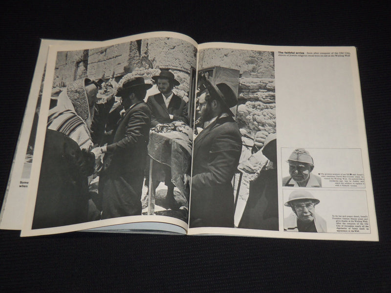 1967 THE HOLY WAR JUNE 67 SOFTCOVER BOOK BY CHRISTOPHER ANGELOGLOU - SP 3136M