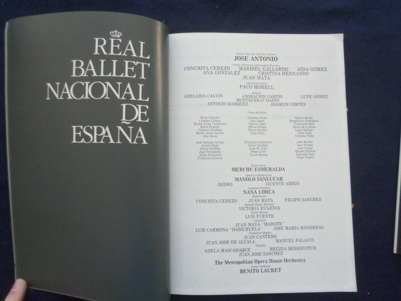1987 REAL BALLET NACIONAL DE ESPANA SOFTCOVER BOOKS - LOT OF 2 - KD 8198