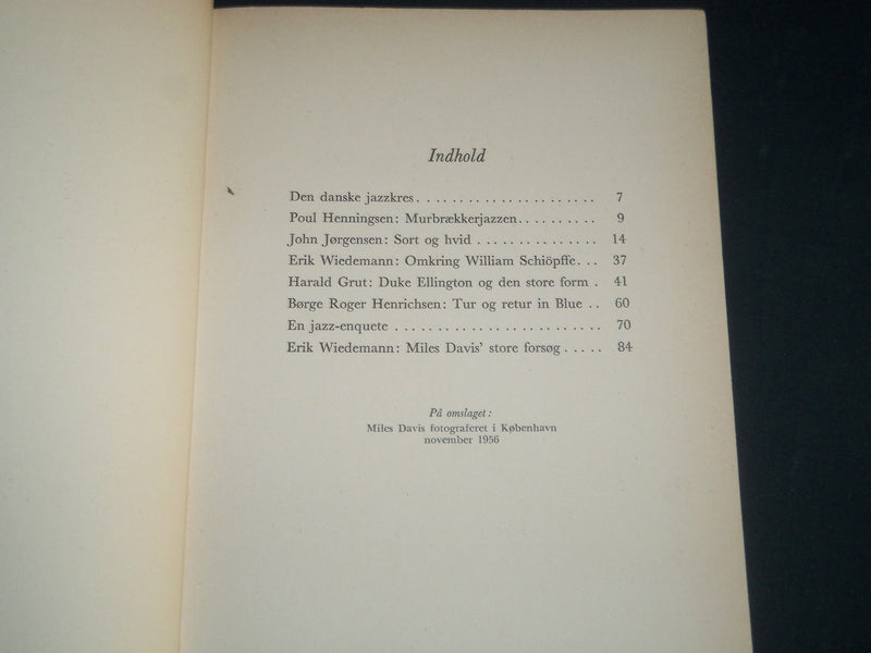 1957-1958 JAZZ-ARBOGEN BOOK LOT OF 2 - LOUIS ARMSTRONG & MILES DAVIS - KD 5723