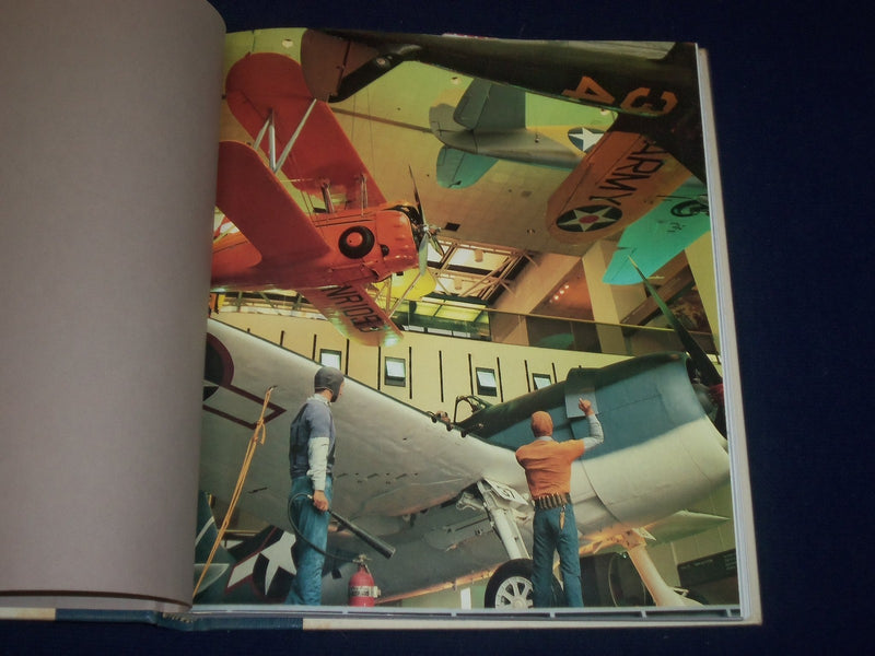 1987 THE SMITHSONIAN BOOK OF FLIGHT BY WALTER J. BOYNE - HARDCOVER - KD 2778