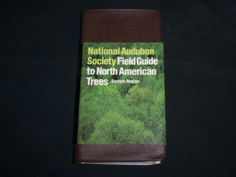 1998 NATIONAL AUDUBON SOCIETY FIELD GUIDE TO NORTH AMERICAN TREES BOOK - KD 7191