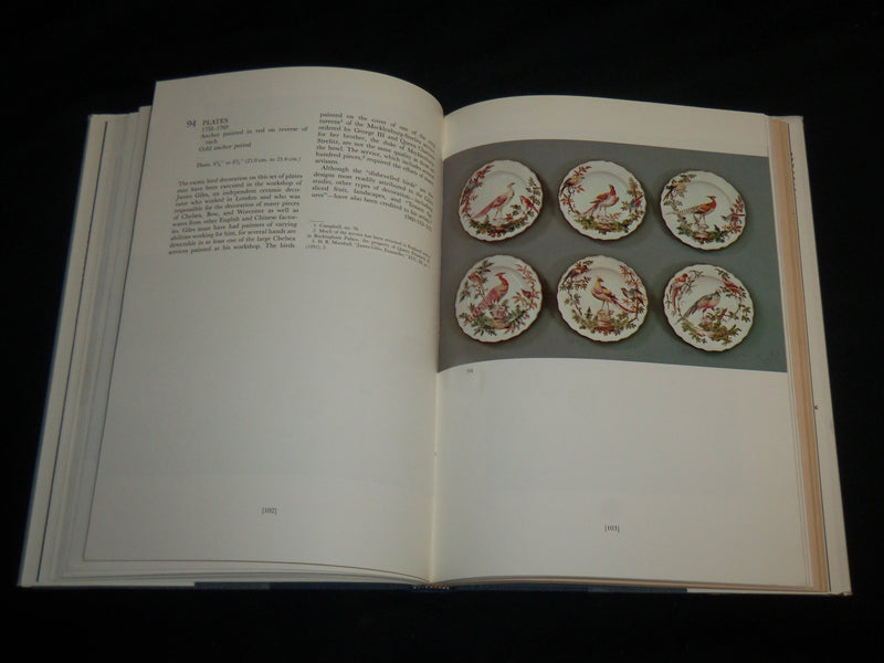 1977 CHELSEA PORCELAIN AT WILLIAMSBURG HARDCOVER BOOK BY JOHN C. AUSTIN - R 705U